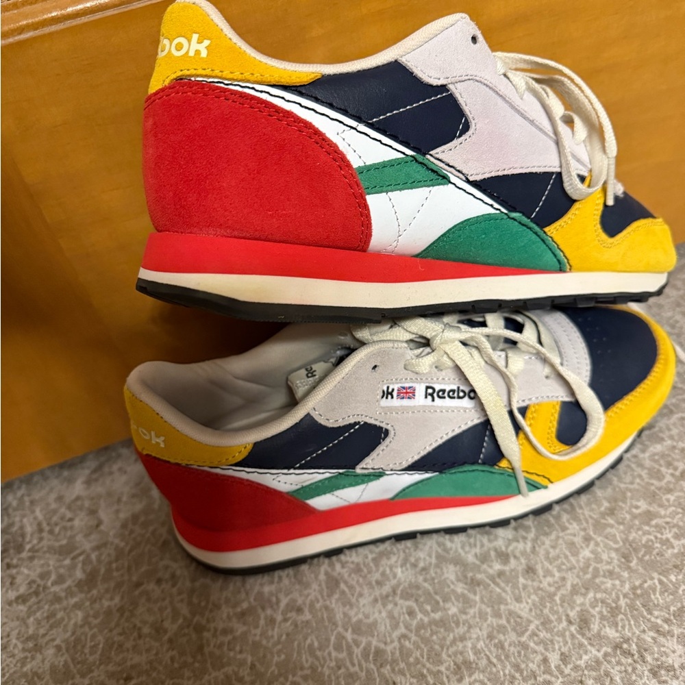 Reebok Classic Leather "Vector
Navy/Multi" Men's Shoe - Picture 2 of 7